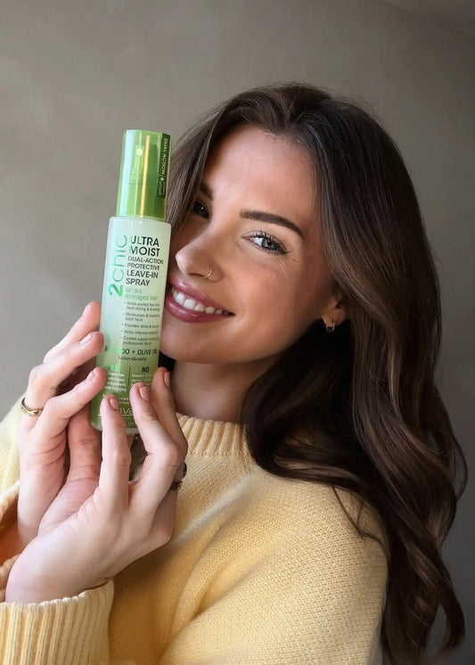 2chic® ULTRA-MOIST DUAL-ACTION PROTECTIVE LEAVE-IN SPRAY